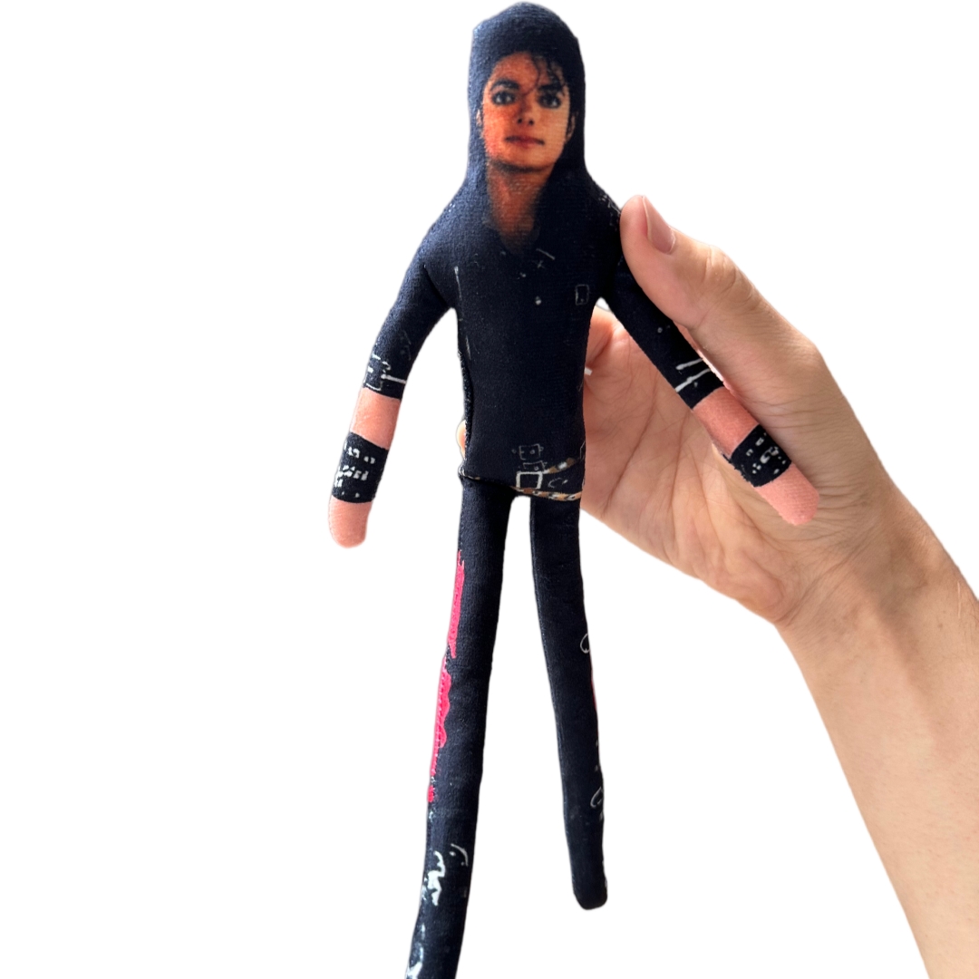 2026 Novo Boneco de Pelúcia Ar - Evoker Cosplay Prop avaliação e preço