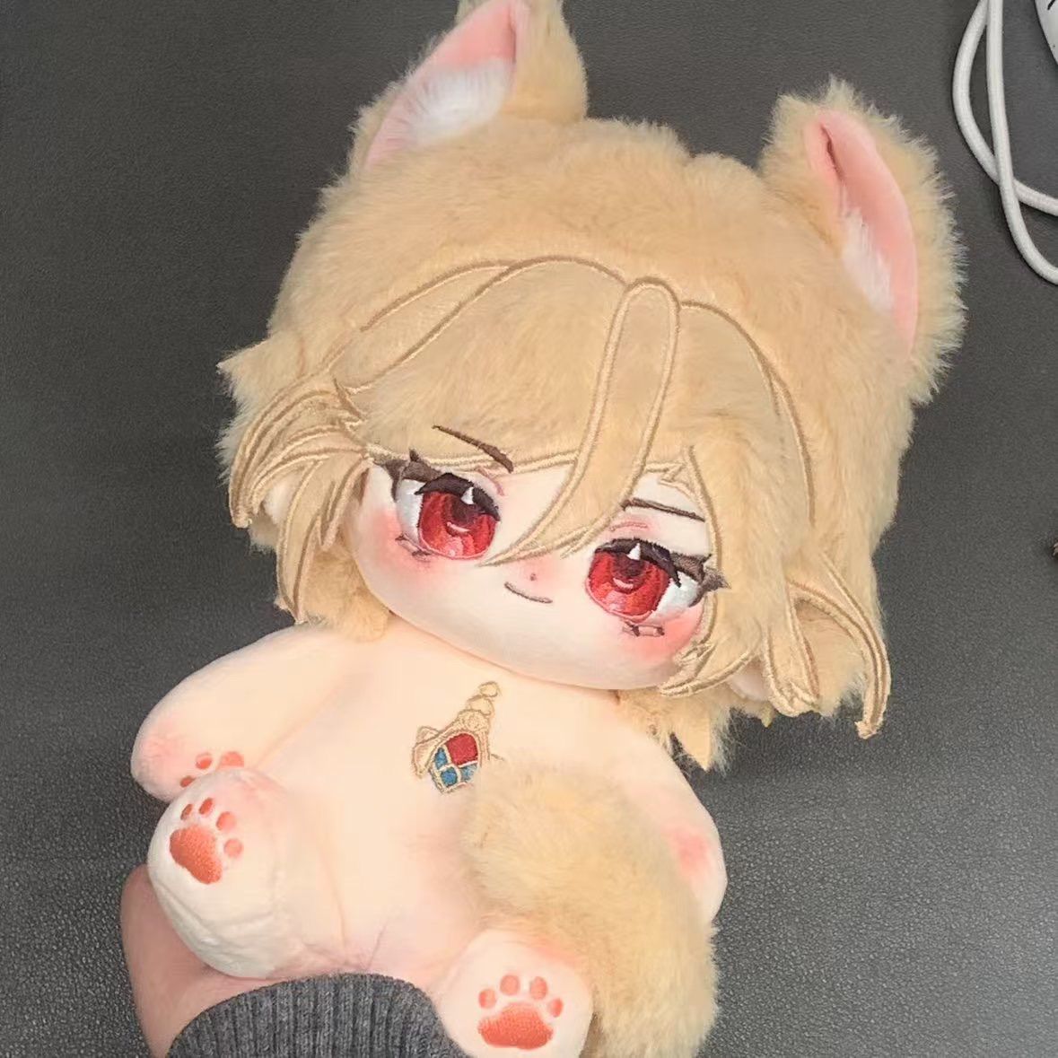 Novo 20cm genshin impacto kave - Prop De Cosplay avaliação e preço