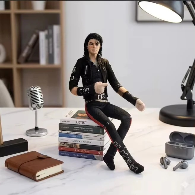Boneco de Pelúcia Articulado M - Evoker Cosplay Prop avaliação e preço